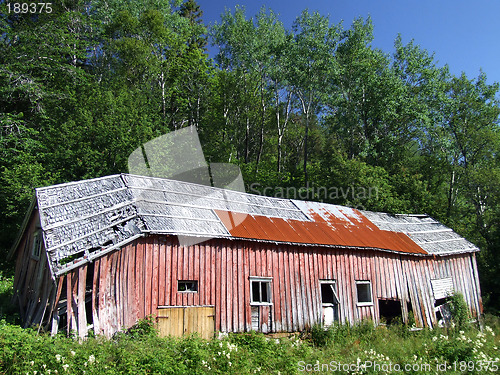 Image of Old building falling apart