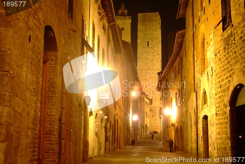 Image of laterne in der nacht | latern by night