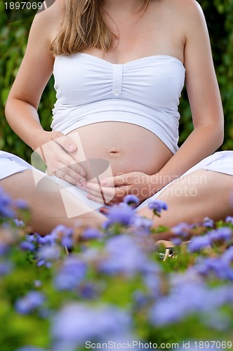 Image of Pregnant woman