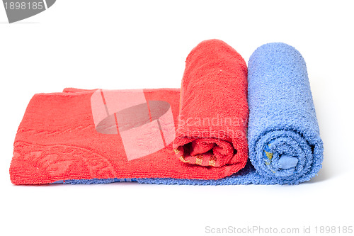 Image of Rolled red and blue towels