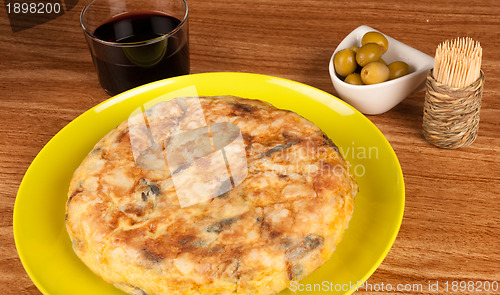 Image of Tortilla on bar counter