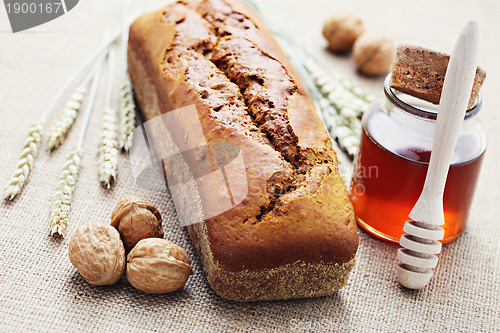 Image of walnut and honey bread
