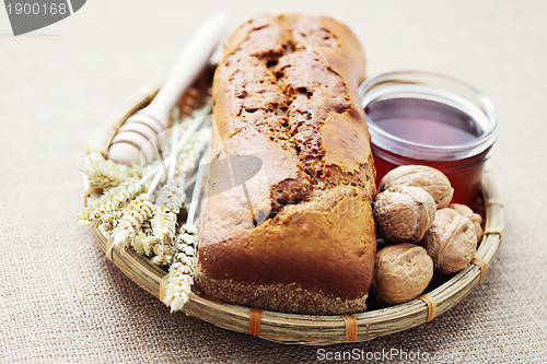Image of walnut and honey bread