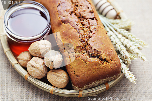 Image of walnut and honey bread