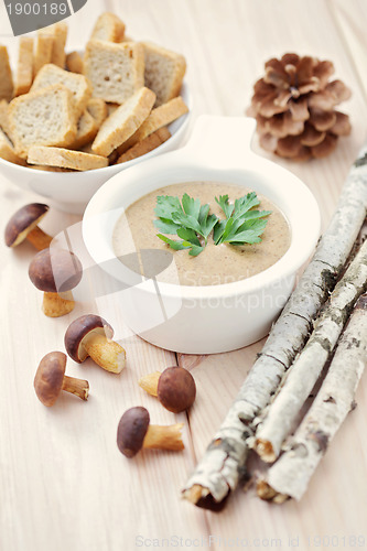 Image of mushroom cream