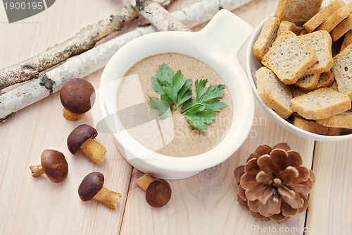Image of mushroom cream