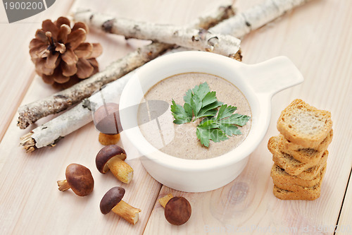 Image of mushroom cream