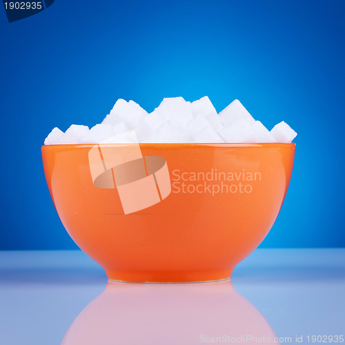 Image of bowl of sugar cubes 