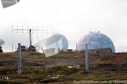 Image of big military antennas