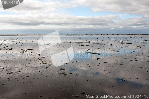 Image of sea and sky