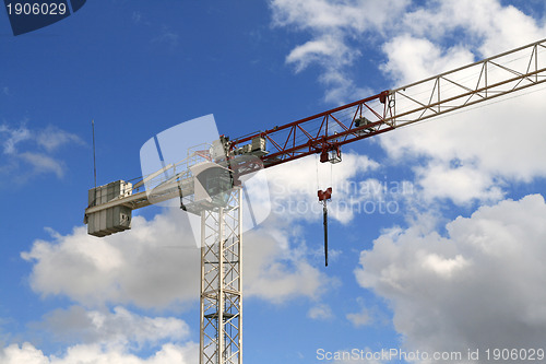 Image of wrecking crane