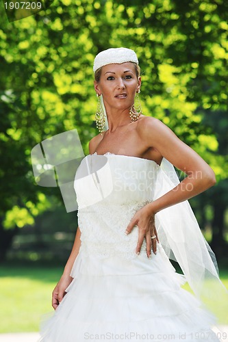 Image of beautiful bride outdoor