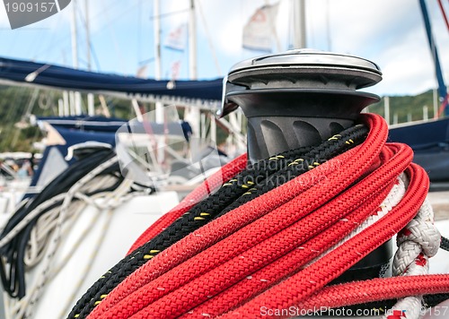 Image of winch in sailboat