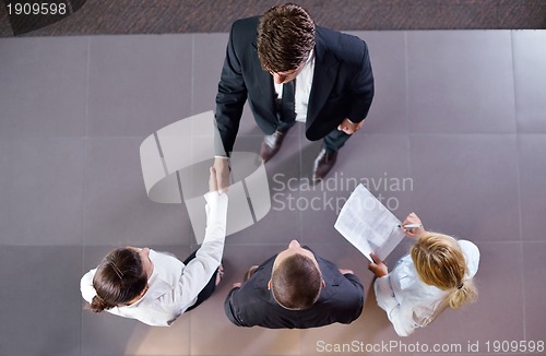 Image of business people making deal