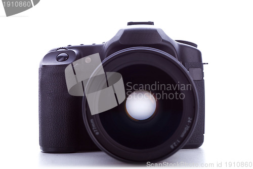 Image of professional digital photo camera 