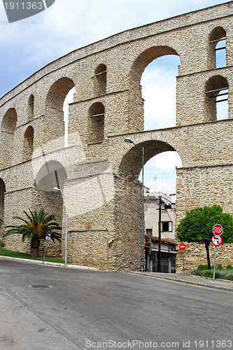 Image of Aqueduct