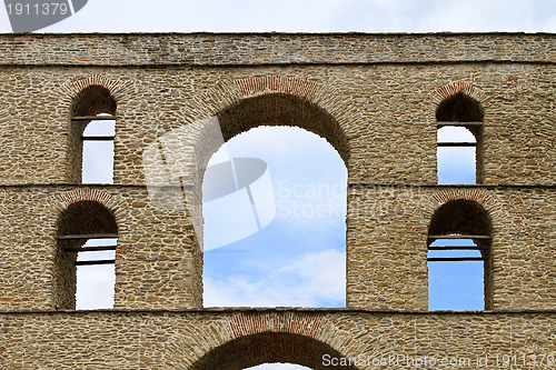 Image of Aqueduct arch