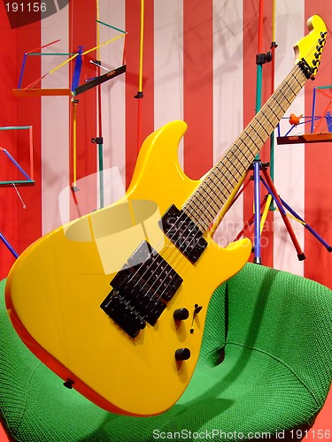 Image of Yellow guitar