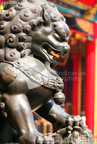 Image of chinese lion statue