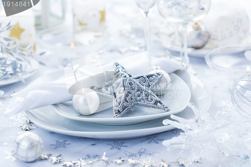 Image of Place setting in silver for Christmas