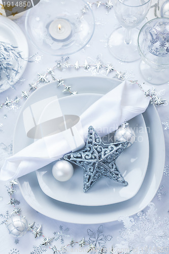 Image of Place setting in silver for Christmas