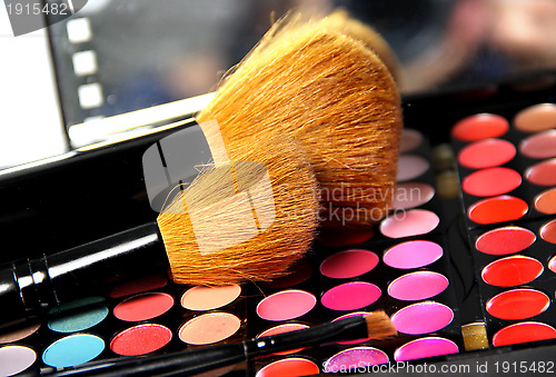 Image of Professional makeup palette and brushes