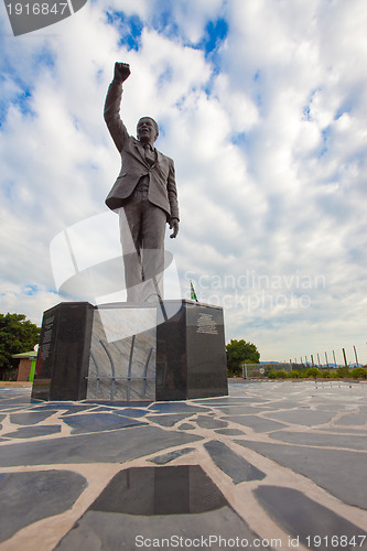 Image of Nelson Mandela Statue