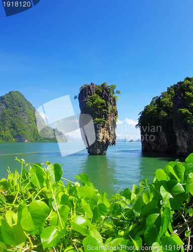 Image of james bond island 