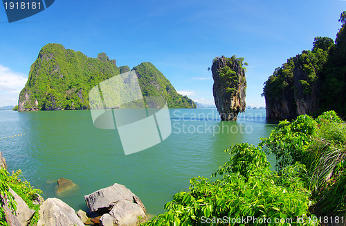 Image of james bond island in thailand