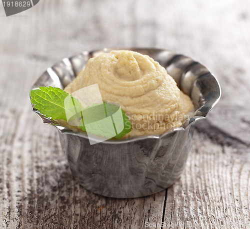Image of bowl of homemade hummus 