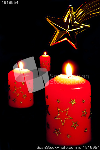 Image of candles with star of Bethlehem