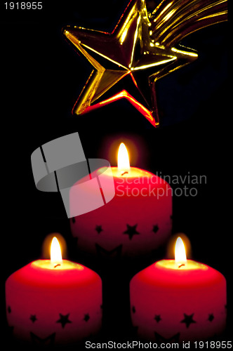 Image of candles with star of Bethlehem