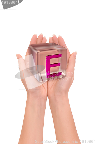 Image of letter E