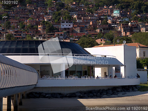 Image of Oscar Niemeyer's ferryboat station