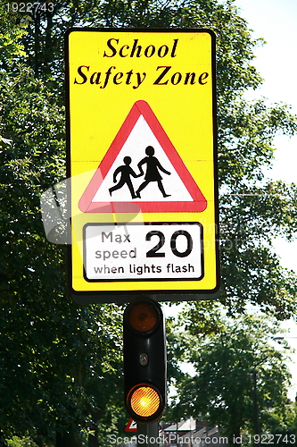 Image of school safety zone sign
