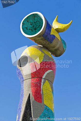 Image of Sculpture Dona i Ocell, Barcelona Spain