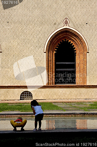 Image of child in the castle