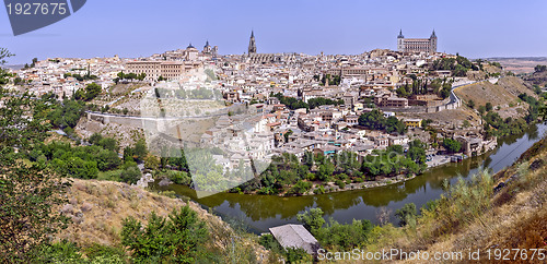 Image of Toledo with river Tajo