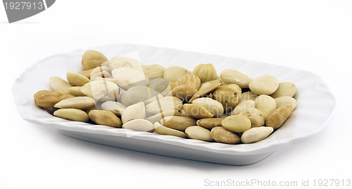 Image of Peeled hazelnuts and almonds