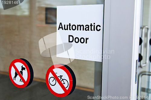 Image of Automatic door