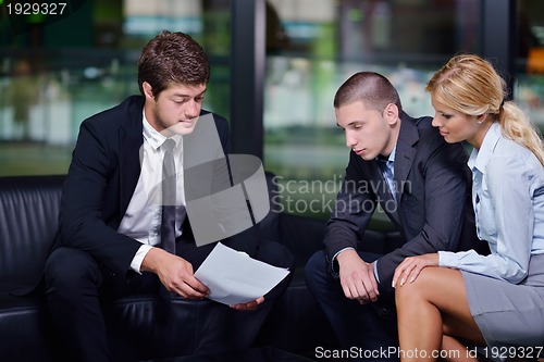 Image of business people making deal