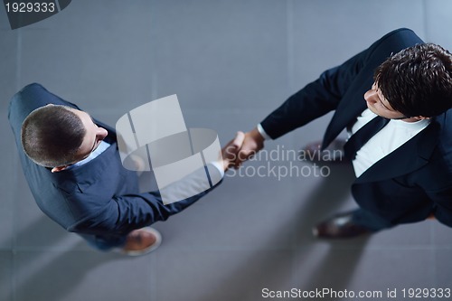 Image of business people making deal