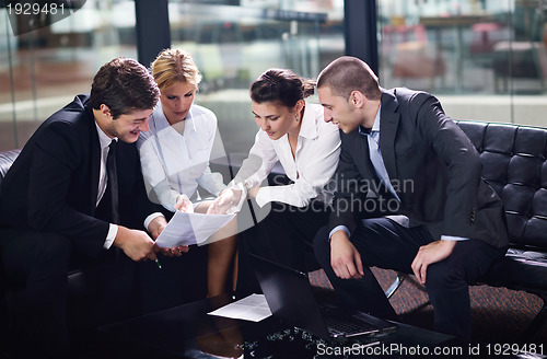 Image of business people making deal