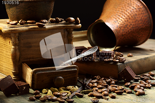 Image of Coffee, spices and chocolate.