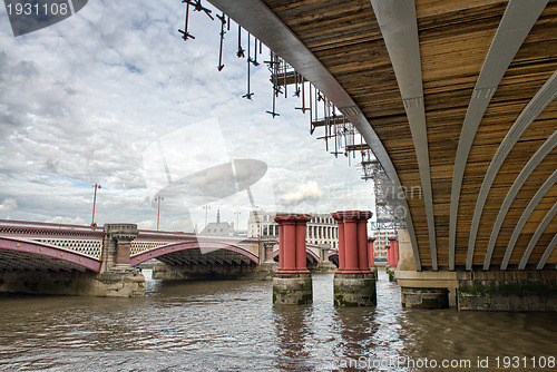 Image of Structure and Architecture of London Bridges - UK