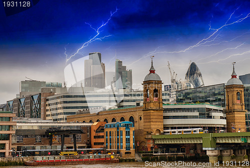 Image of Colors, Lights and Architecture of London in Autumn