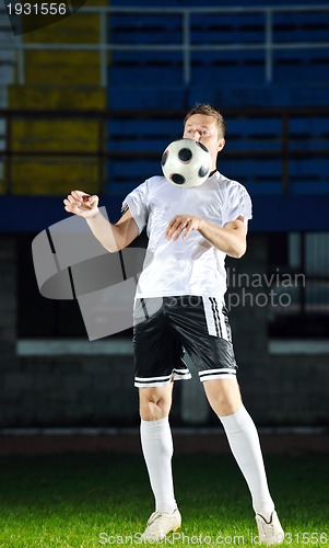 Image of football player in action