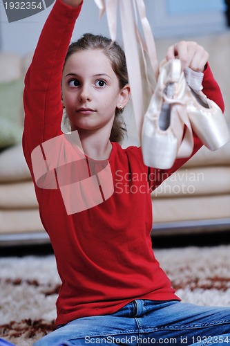 Image of ballet girl