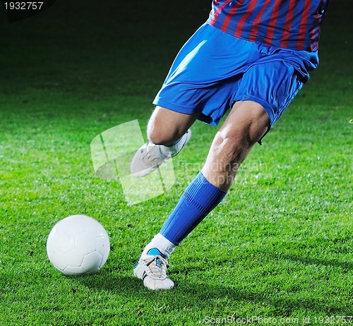 Image of football player in action