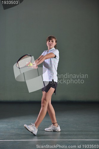 Image of tennis girl